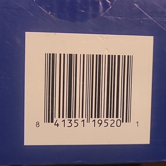 Go theater Bluetooth projector - Picture 3 of 3